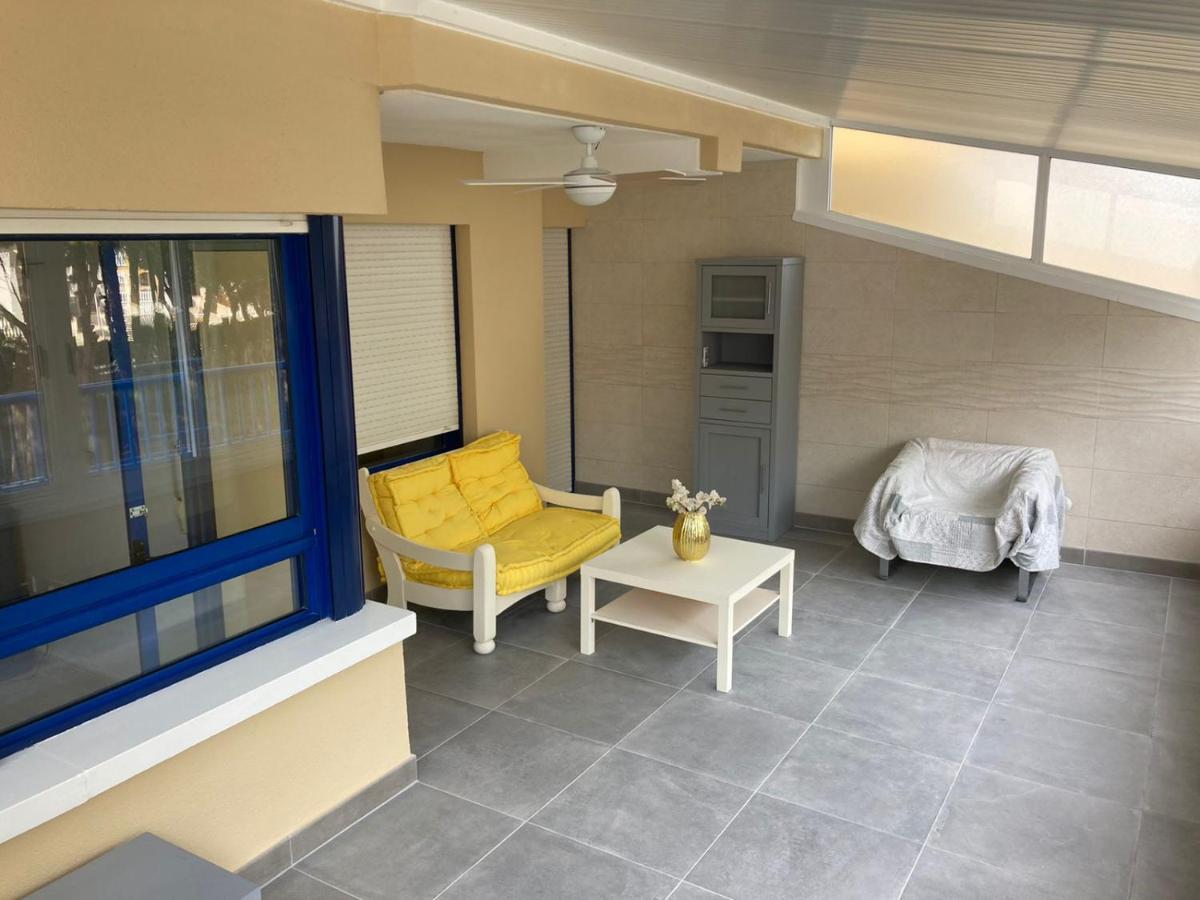 2-Bedroom And Living Room Apartment Near Campoamor Beach Exterior foto